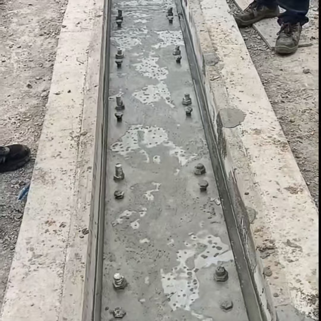 栾川环氧树脂轨道胶泥是什么？用在哪里？